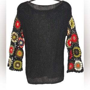 Emery Rose Black Hollow Out with Multi Color Floral Pattern Knitted Sweater Sz S